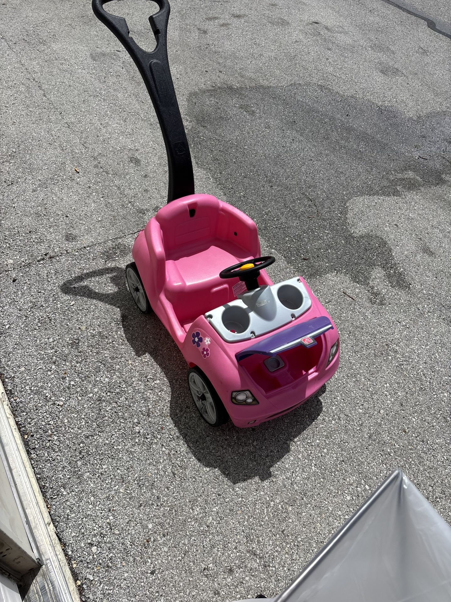 Pink buggy car toddler