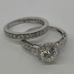 Beautiful Engagement & Wedding Band Set 