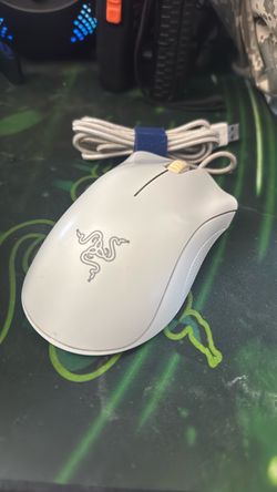 Razer Deathadder Essential gaming mouse