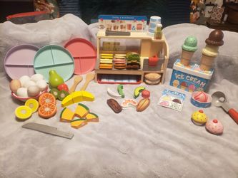 Food and kitchen toy bundle