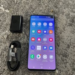 Samsung Galaxy S10 UNLOCKED 128 Gb Great Condition
