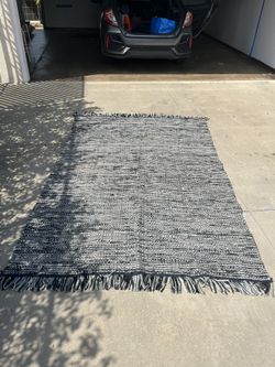 Hand Knotted Wool Rug
