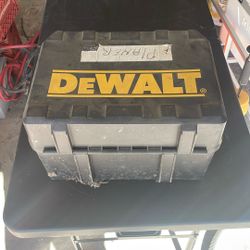 DEWALT PLANER MOD# DW680