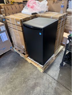 Mini fridge