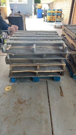 14 pallets - free