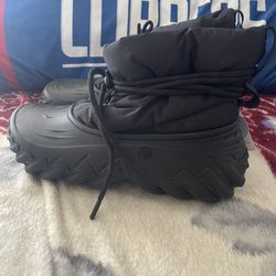 Crocs Snow Boots Insulated Sz 15 Men 
