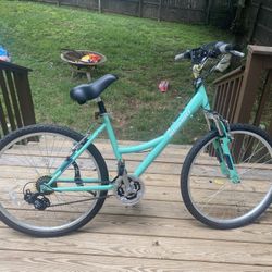 Nishiki Women's Tamarack Comfort Bike