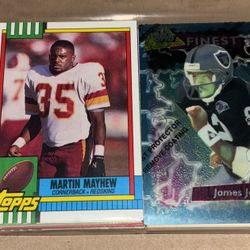 Mystery 50x Count Of Football Cards (Range From 60’s-Present Day)