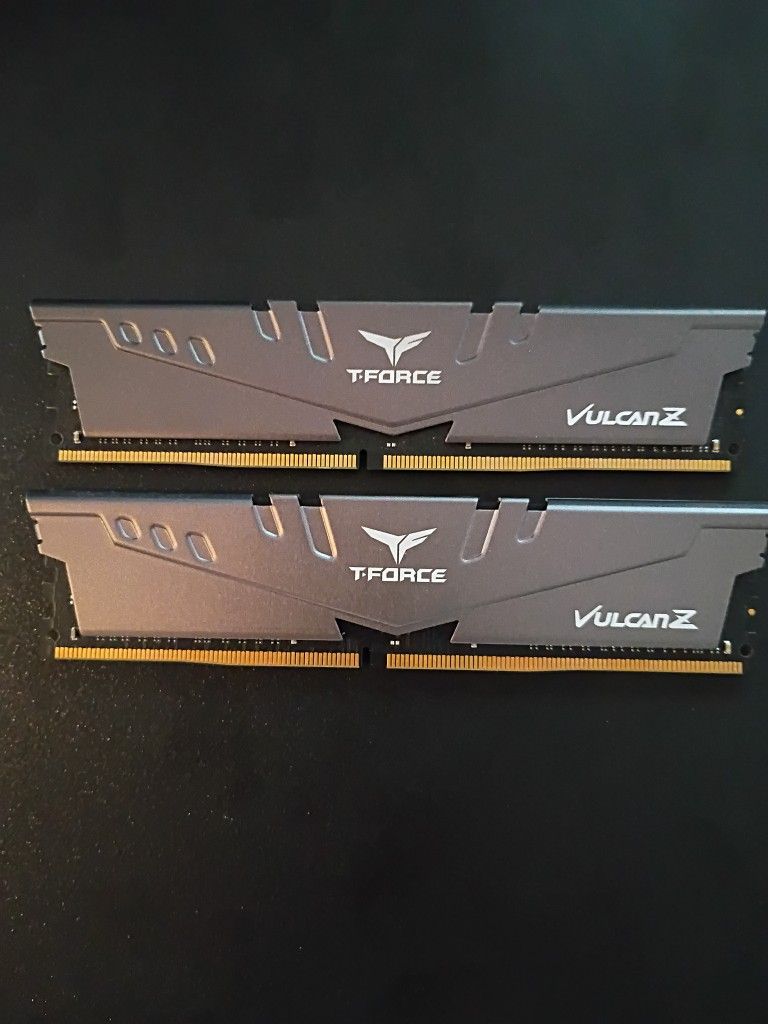 2 X 8gb DDR4 RAM 3000 MHz