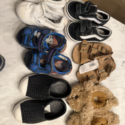 Toddler shoes - Size 6 