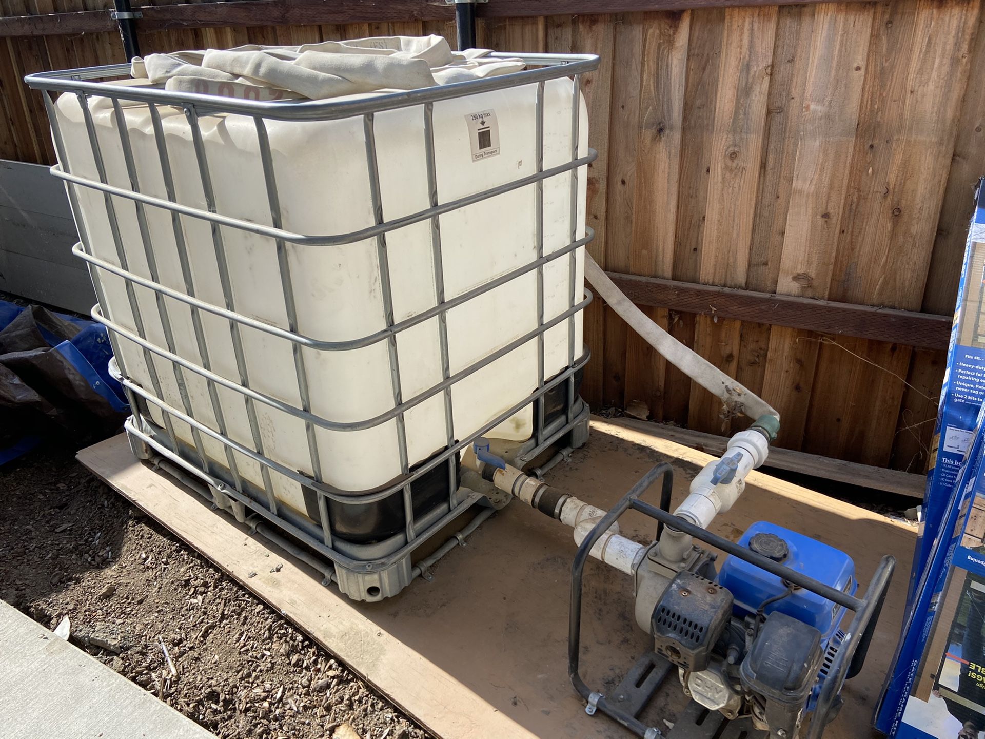 300 Gallon Water Tank