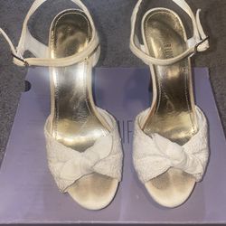 JLO-Fleur Heels (Creme) 