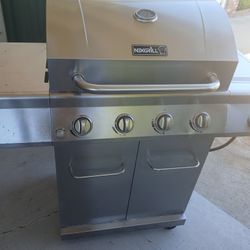 BBQ GIRL BY NEXGRILL 5 Burners Stanlles Steel Super Clean In Excellent Condition 