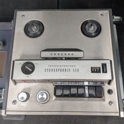 CONCORD Transistorized Stereophonic 550 Reel to Reel Tape Recorder