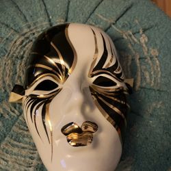 Mardi Gras Mask