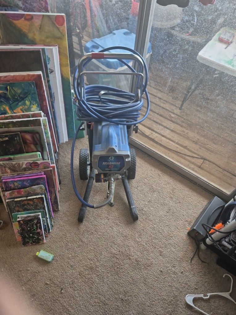 Graco Magnum X7 Airless Paint Sprayer