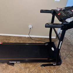 Famistar W500C Treadmill