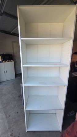 White 5 shelf bookcase