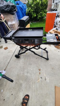 Blackstone Adventure Ready 28" propane griddle(se hable español)