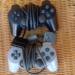 !! 2 Sony Playstation  Controllers