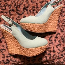 Diva Lounge Aqua Kendall Wedge Y2K Style Size 6 1/2