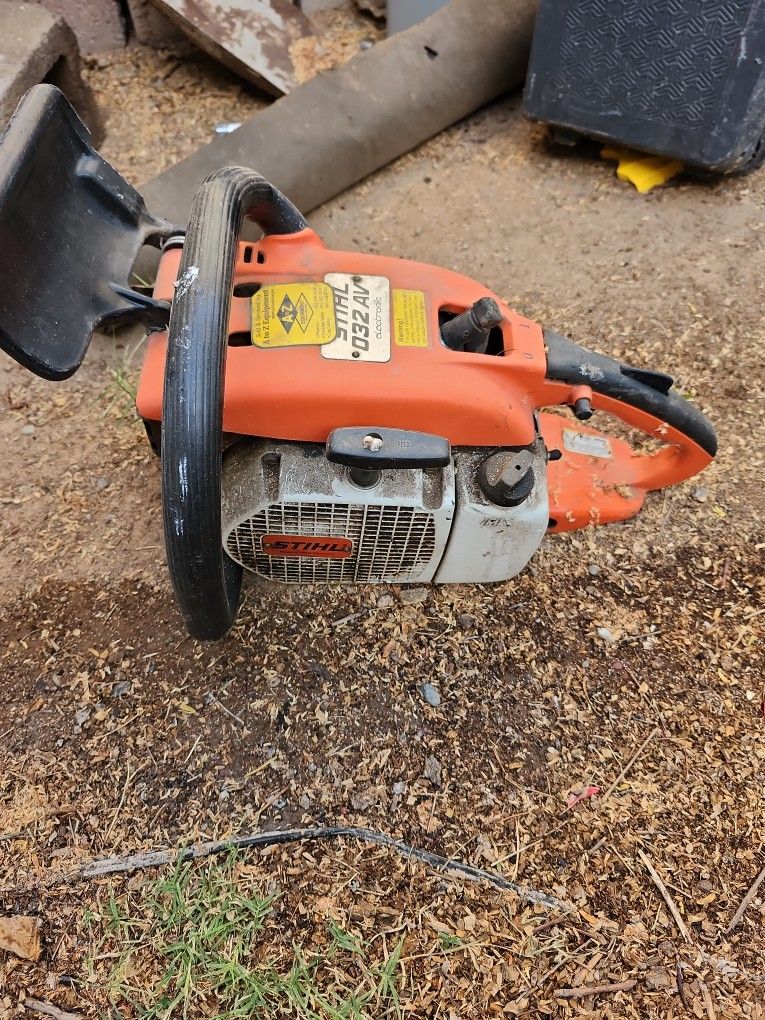 Still Chainsaw.