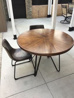 Round Wood Dining Table with 4 Chairs