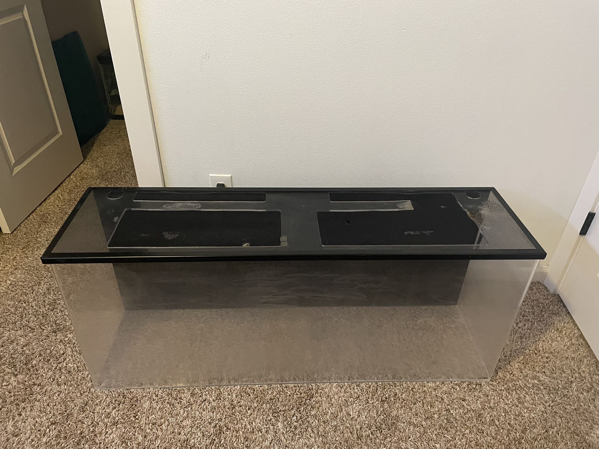 plexiglass fish/ reptile tank for Sale in Tigard, OR - OfferUp