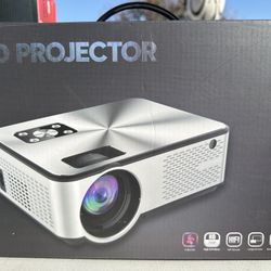LED PROJECTOR 