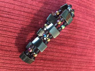 Magnetic bracelet multicolored