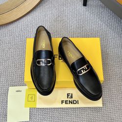 Fendi Men’s Leather Shoes With Box 2026 New 
