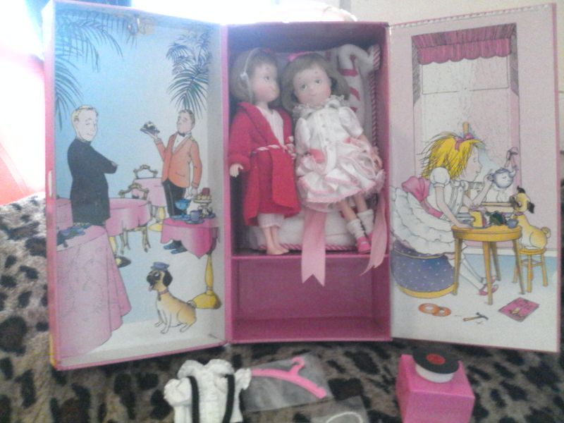 Madame Alexander very rare Eloise`s ultimate tea party trunk set.