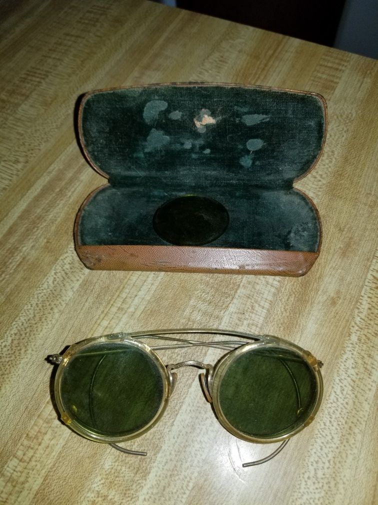 Vintage Old Round Wire Frame Glasses Item #3a