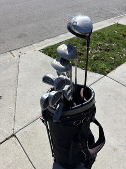 Golf Clubs Right Handed With Oakley Golf Bag