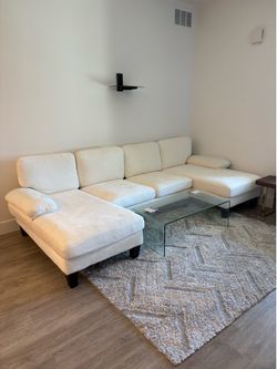 110in U-Shaped Cream Couch