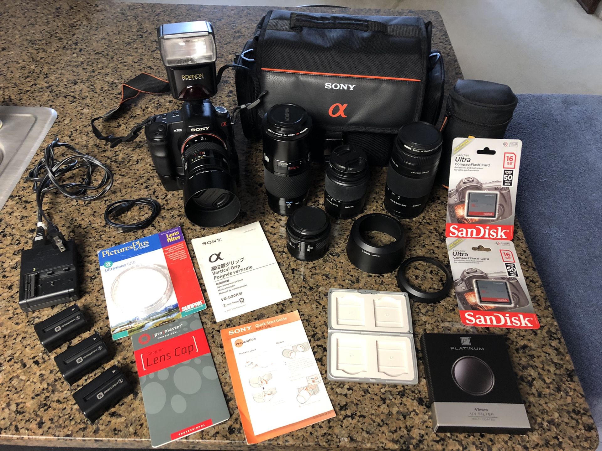 Used great condition Sony a 200+5 lenses and more