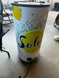 Cooler/ fridge