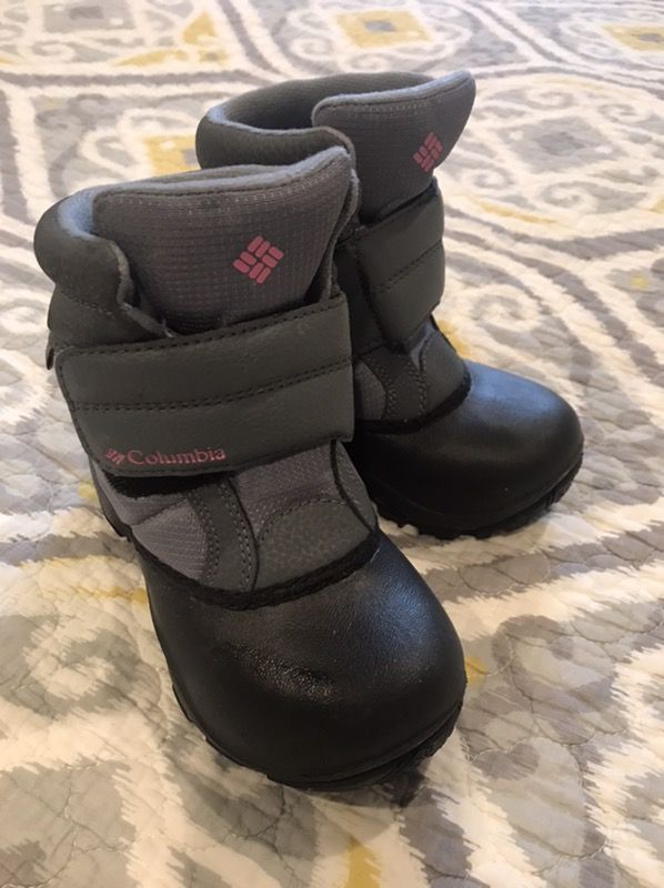 Columbia girls snow boots sz 10