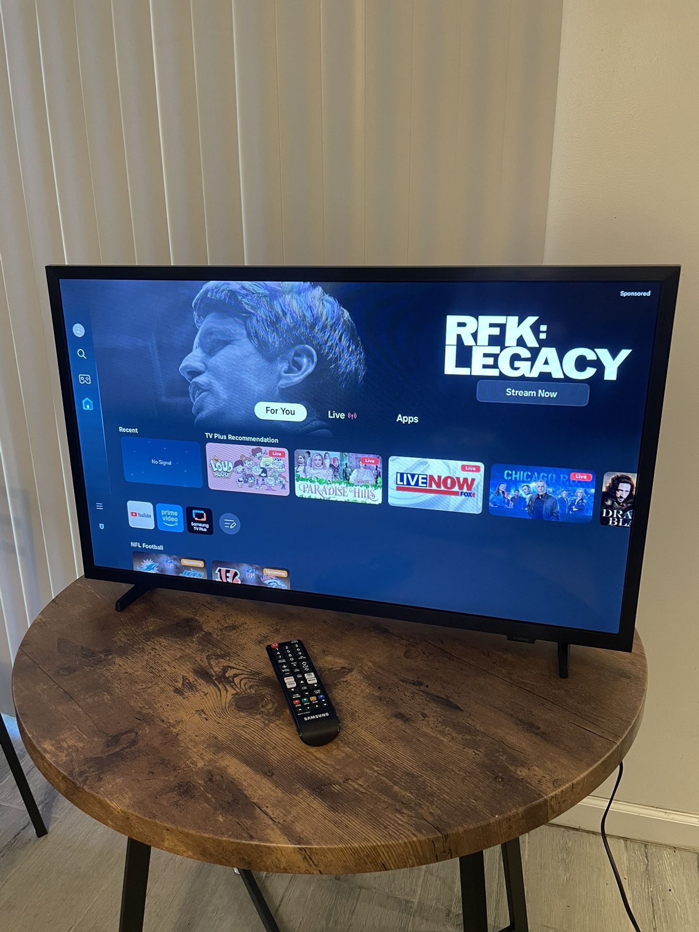 Samsung - 32" Class H5000F Series HD Smart TV (2025) + 5 year Warranty Until 2030