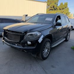 Parting Out! 2013 Mercedes GL450 For Parts!