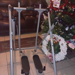 400 Cash Tony Little GlGAZELLE  EDGE. Fitness Gym   U Pick Up Lake Worth  Moving To Daytona To Heavy To Take Need Batteries  Perfect  Condition 