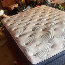 Serta Mattress 
