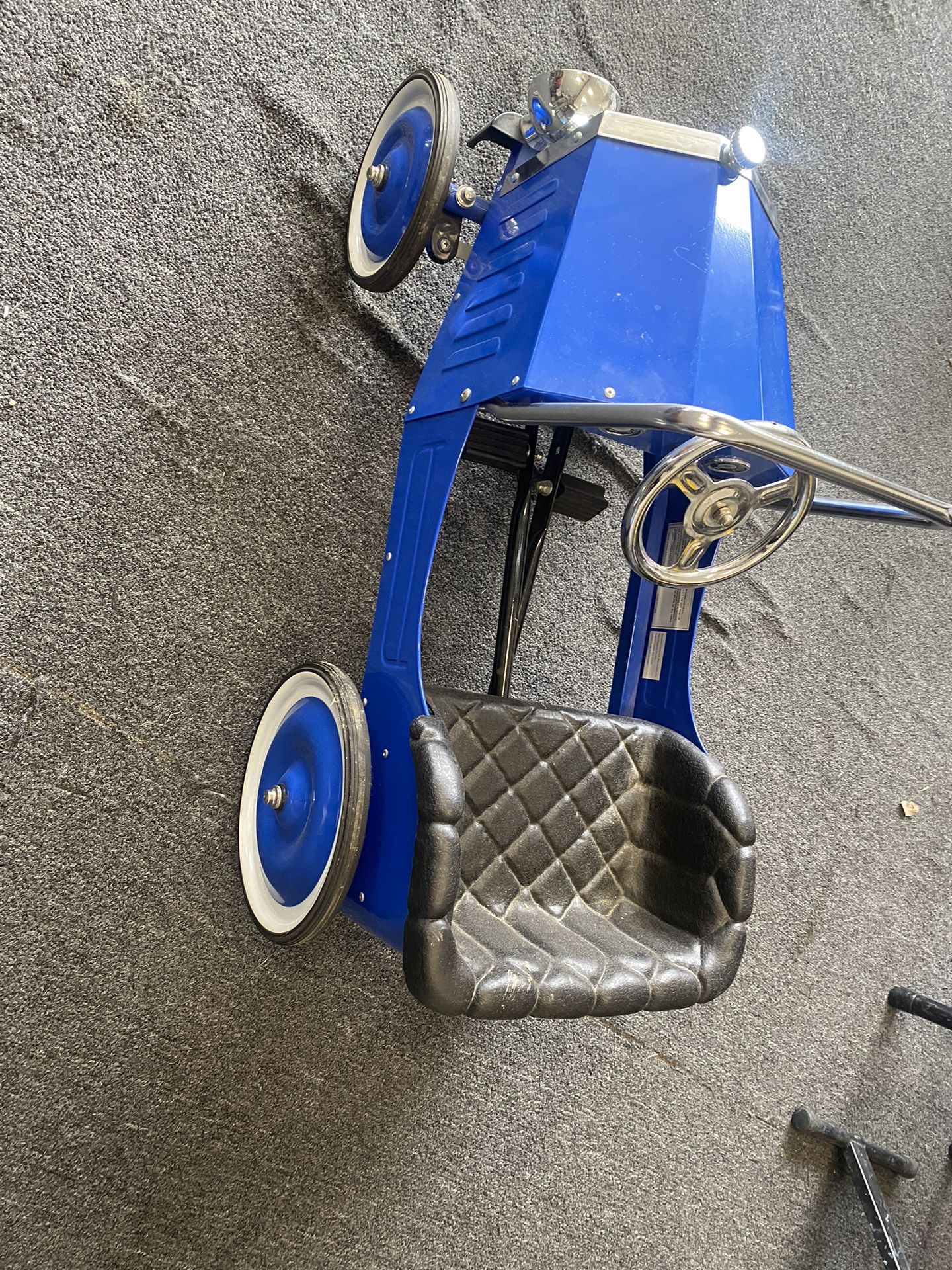 Dexton classic hot sale 57 pedal car