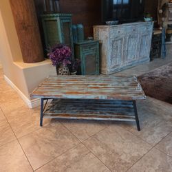 Rustic Farmhouse Woth Meyal Legs Coffee Table
