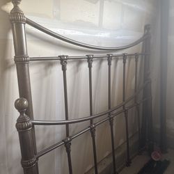 Metal Bed Frame 