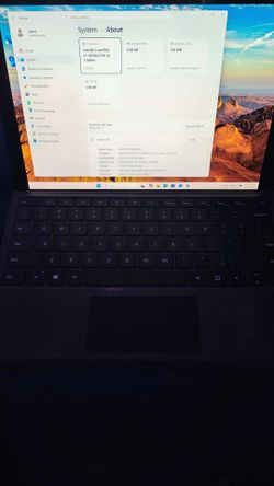 Microsoft surface pro 7 w/keyboard