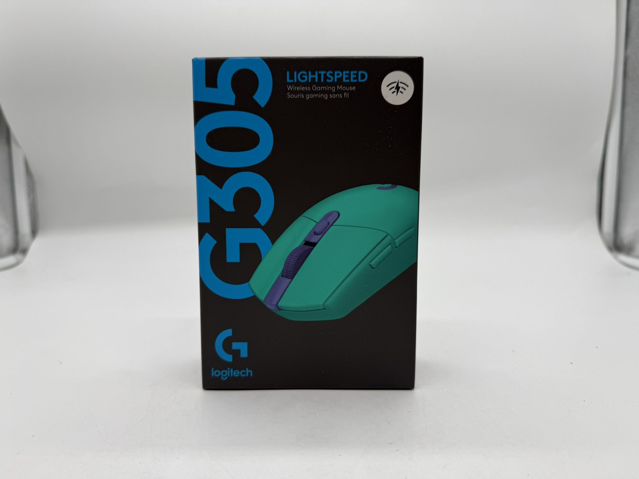 LOGITECH G305 LIGHTSPEED WIRELESS GAMING MOUSE HERO 12K SENSOR MINT BRAND NEW