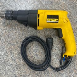DeWalt DW505 VSR Hummer Dril