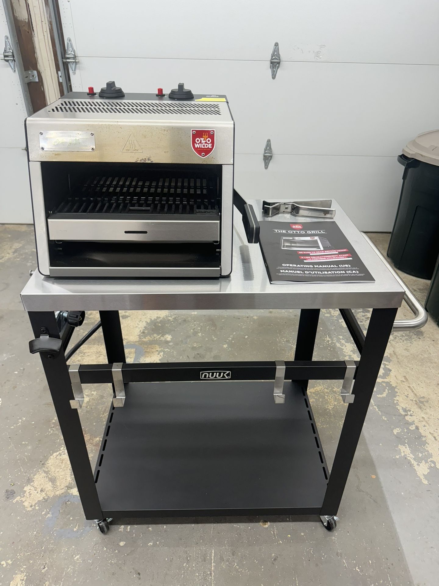 Otto Wilde Propane Ceramic Grill WITH Cart
