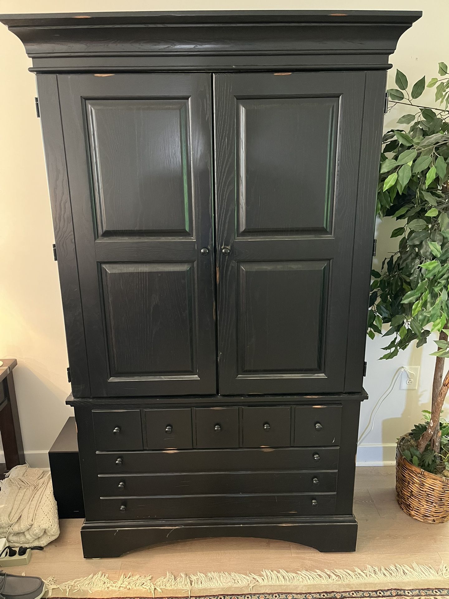 Armoire